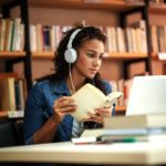 Student choosing between Kaplan or Princeton Review MCAT courses