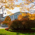 A medical school that has a list of prerequisites